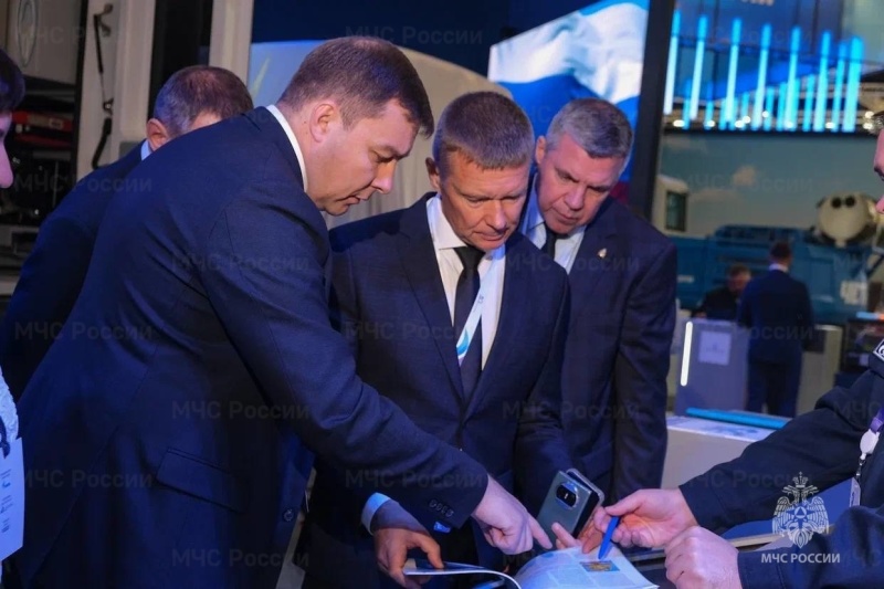 The Russian Emergencies Ministry participates in the events of the International Forum on Shipbuilding and Arctic Development